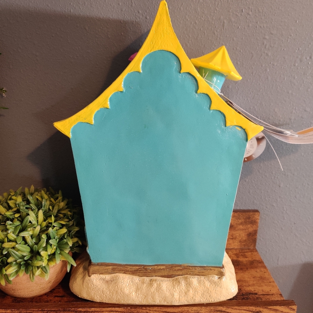 Light Up Ghost Beach House Summerween Halloween Decoration Haunted NWT New - Picture 7 of 12